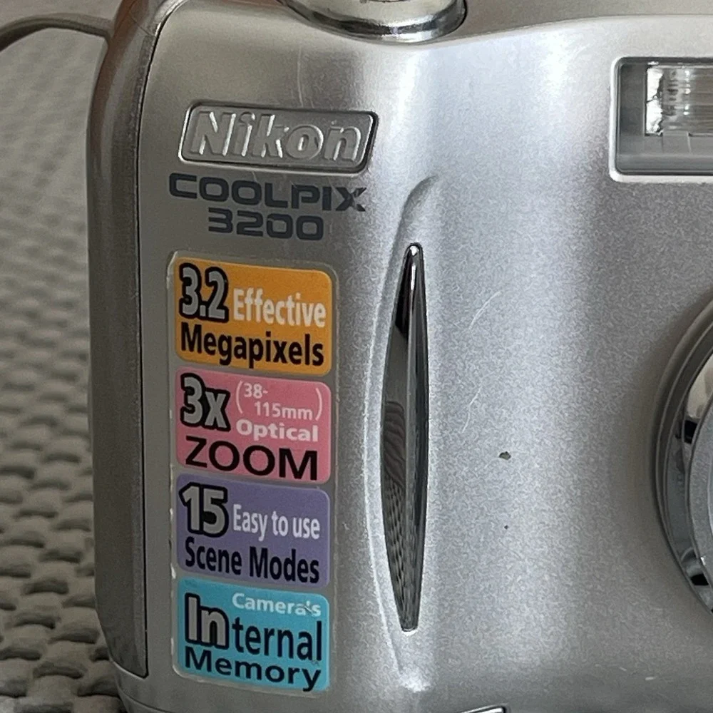 Nikon COOLPIX 3200 3.2MP Digital Camera - Silver Photography Street Nature Image